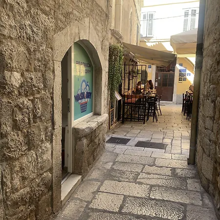 Tortosa Stari Grad Спліт