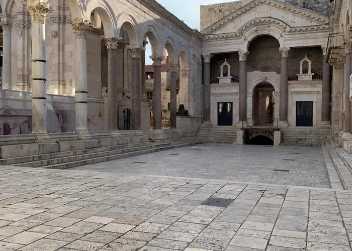 Tortosa Stari Grad * Split