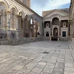 דירה Tortosa Stari Grad *